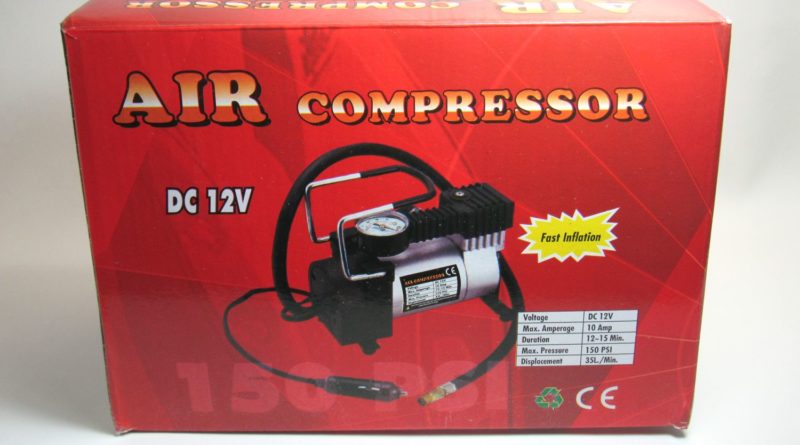 12V Compressor Review - Photo of front of box